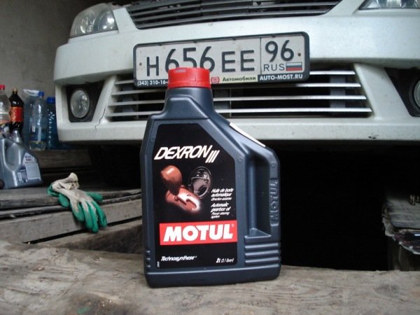 Почему течет и пенится масло на стыке двигателя и АКПП Почему течет и пенится масло на стыке двигателя и АКПП