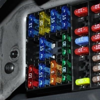Почему Горит 1 Предохранитель на Ваз… Реле 702 ваз 2106 для чего